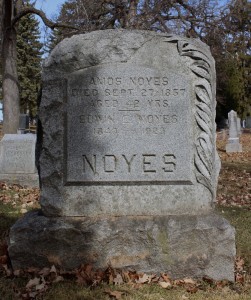 Noyes Monument, Section 3. Photo by Marisa Gomez. 