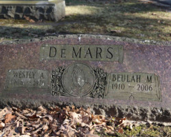 De Mars. Photo by Helen J. Bullard