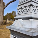 Davis Monument, Section 33. Photo by Marisa Gomez,