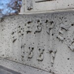 Davis Monument, Section 33. Photo by Marisa Gomez,